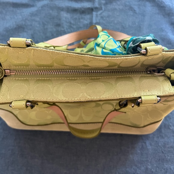 Y2K Lime Green Coach Bag - Picture 4 of 10